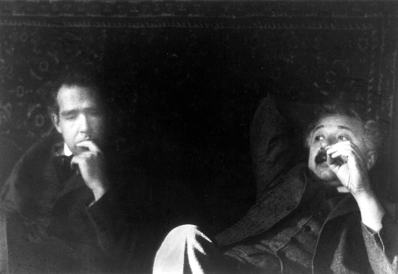 Discussing with Einstein